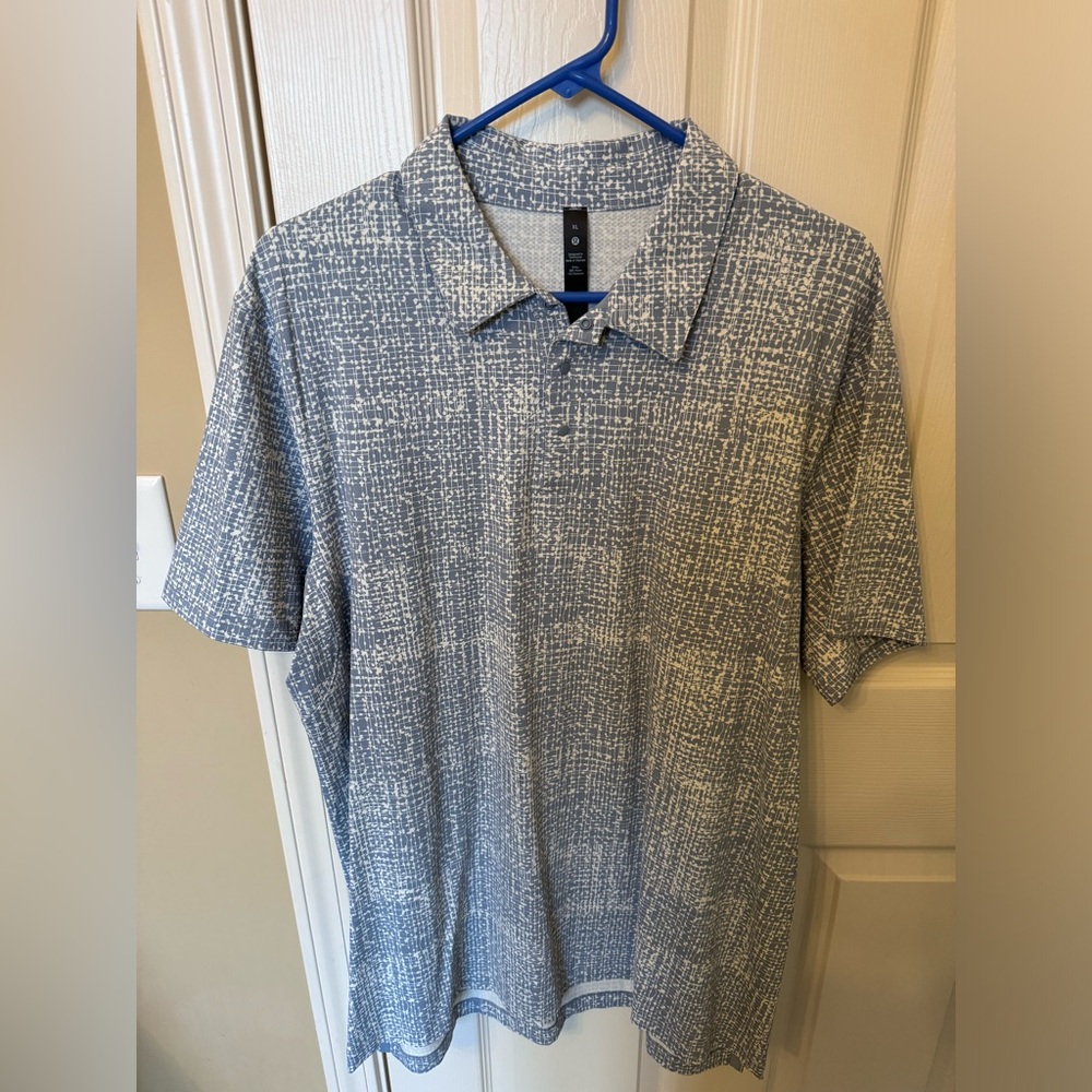 Brand new lululemon short sleeve polo XL